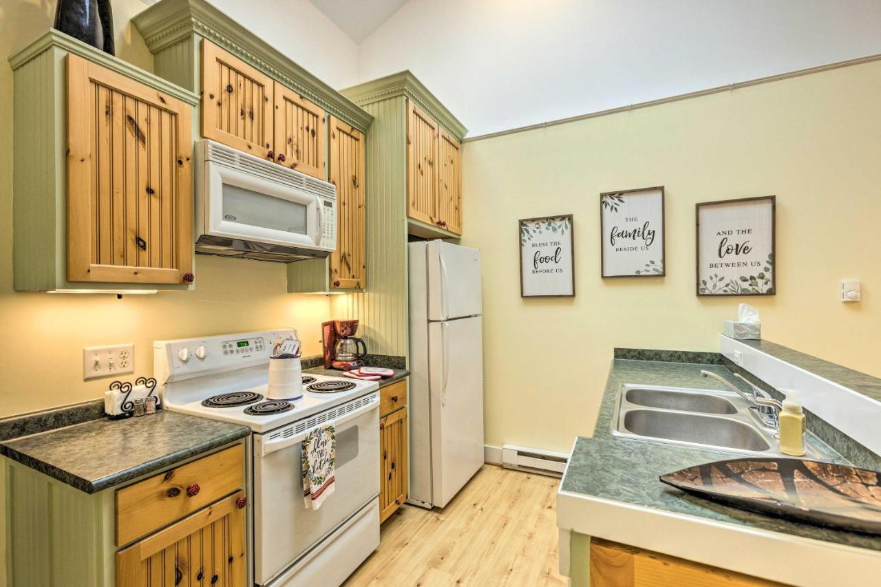Charming Retreat Near Downtown Frankfort And Beaches エクステリア 写真