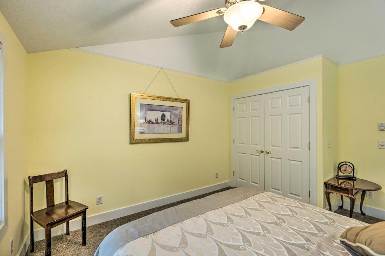 Charming Retreat Near Downtown Frankfort And Beaches エクステリア 写真