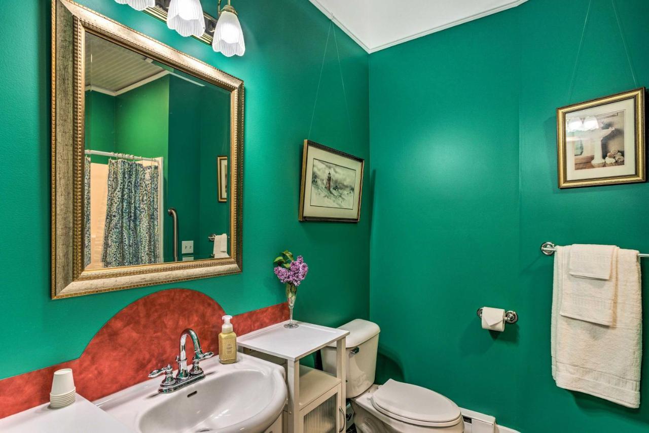 Charming Retreat Near Downtown Frankfort And Beaches エクステリア 写真