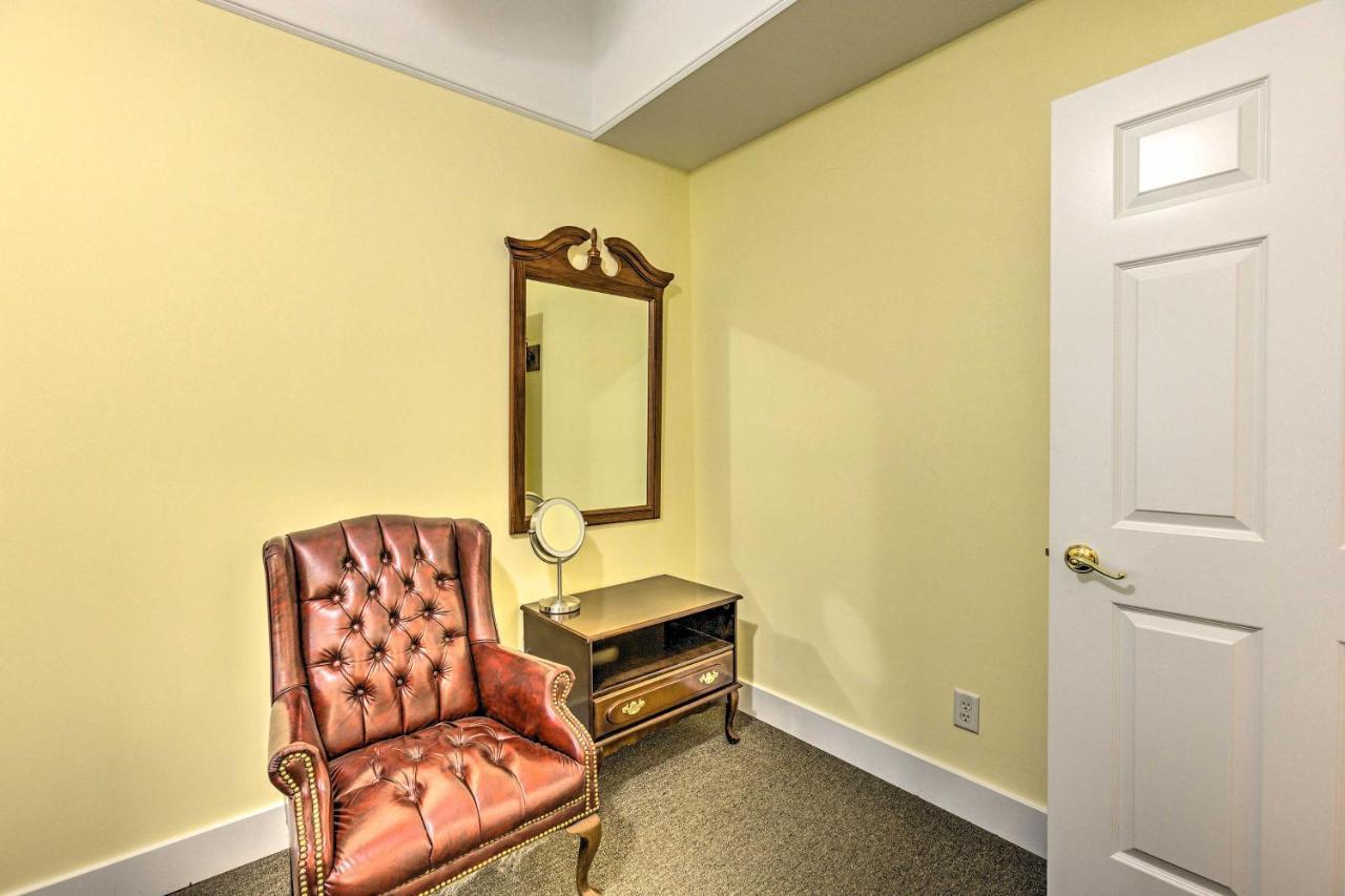Charming Retreat Near Downtown Frankfort And Beaches エクステリア 写真