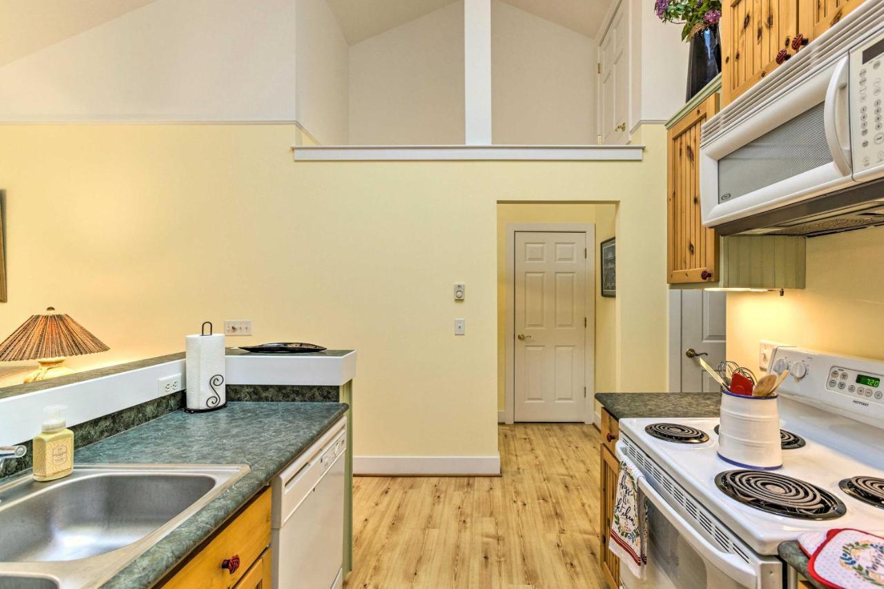 Charming Retreat Near Downtown Frankfort And Beaches エクステリア 写真