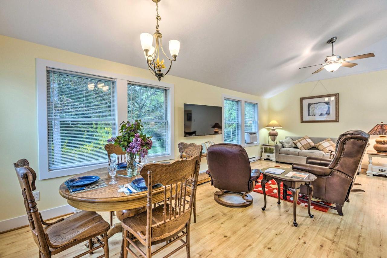 Charming Retreat Near Downtown Frankfort And Beaches エクステリア 写真