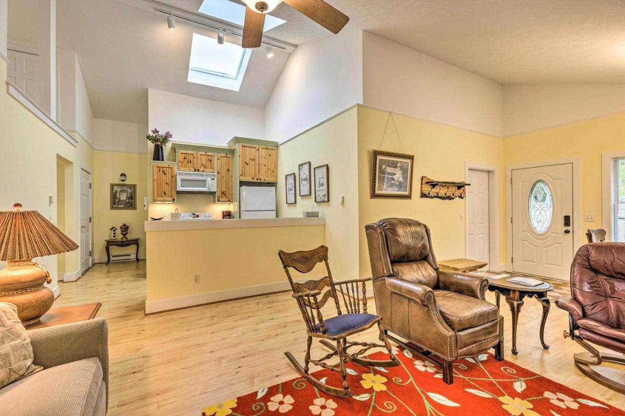 Charming Retreat Near Downtown Frankfort And Beaches エクステリア 写真